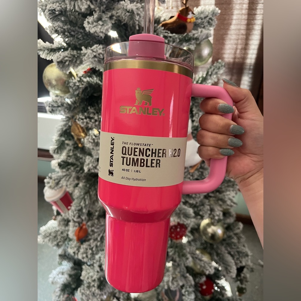 Stanley Pink Parade 40oz Quencher - Holiday Limited Edition